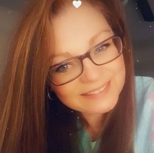 Meet your Posher, Deborah